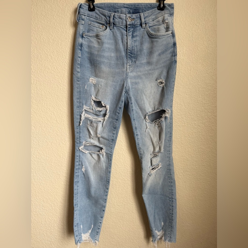 Trendy Light Blue Distressed Women's Skinny Jeans